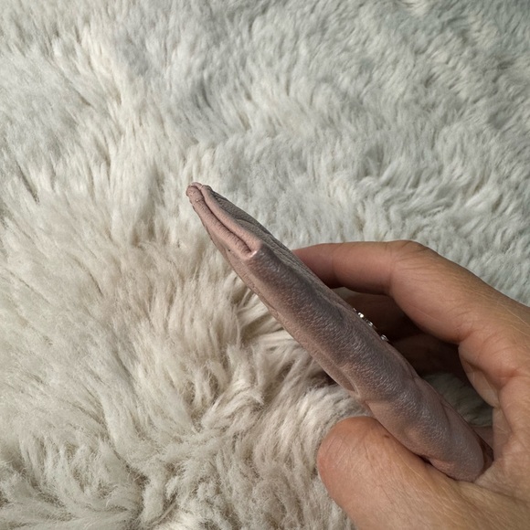 Price is firm NWT Chanel pink card holder - Picture 6 of 7